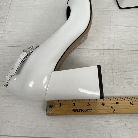 Schutz Size 8.5 B Dorothy High Block Heels Patent Leather Black White W/ FLAW - Picture 9 of 12